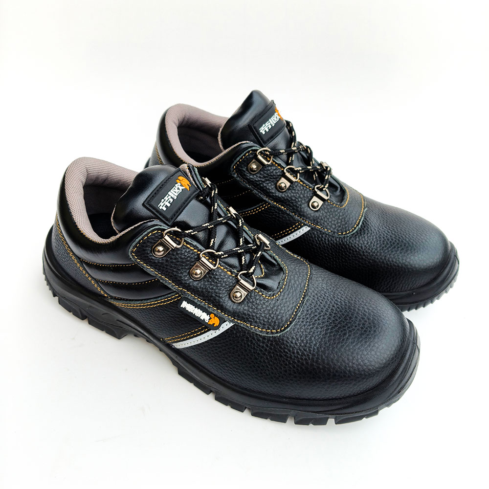 black leather safety shoes product upper