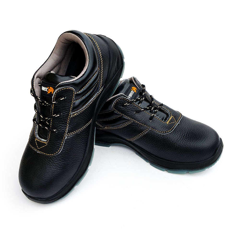 gusseted tongue safety shoes outsole detail