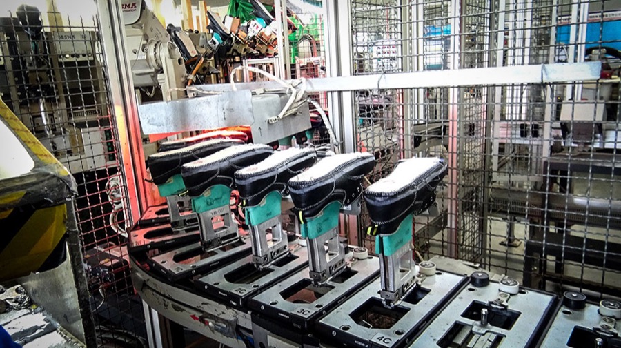 Anchen safety shoes factory production line for OEM and wholesale orders